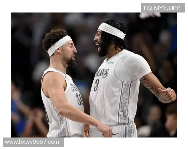 太阳123-114独行侠:布克26分9篮板率队六人得分上双,弗拉格16+6+6难救主 太阳123-114独行侠:布克26分9篮板率队六人得分上双,弗拉格16+6+6难救主